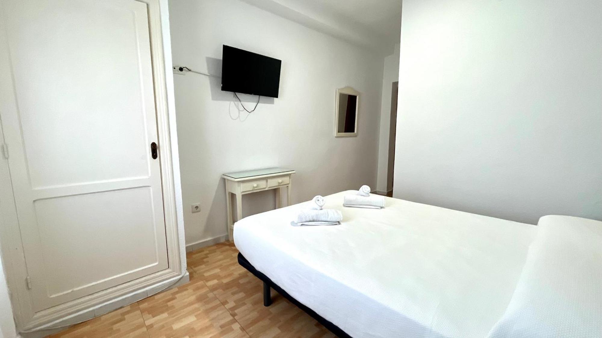 Hostal Carlos III 퀸타나 외부 사진