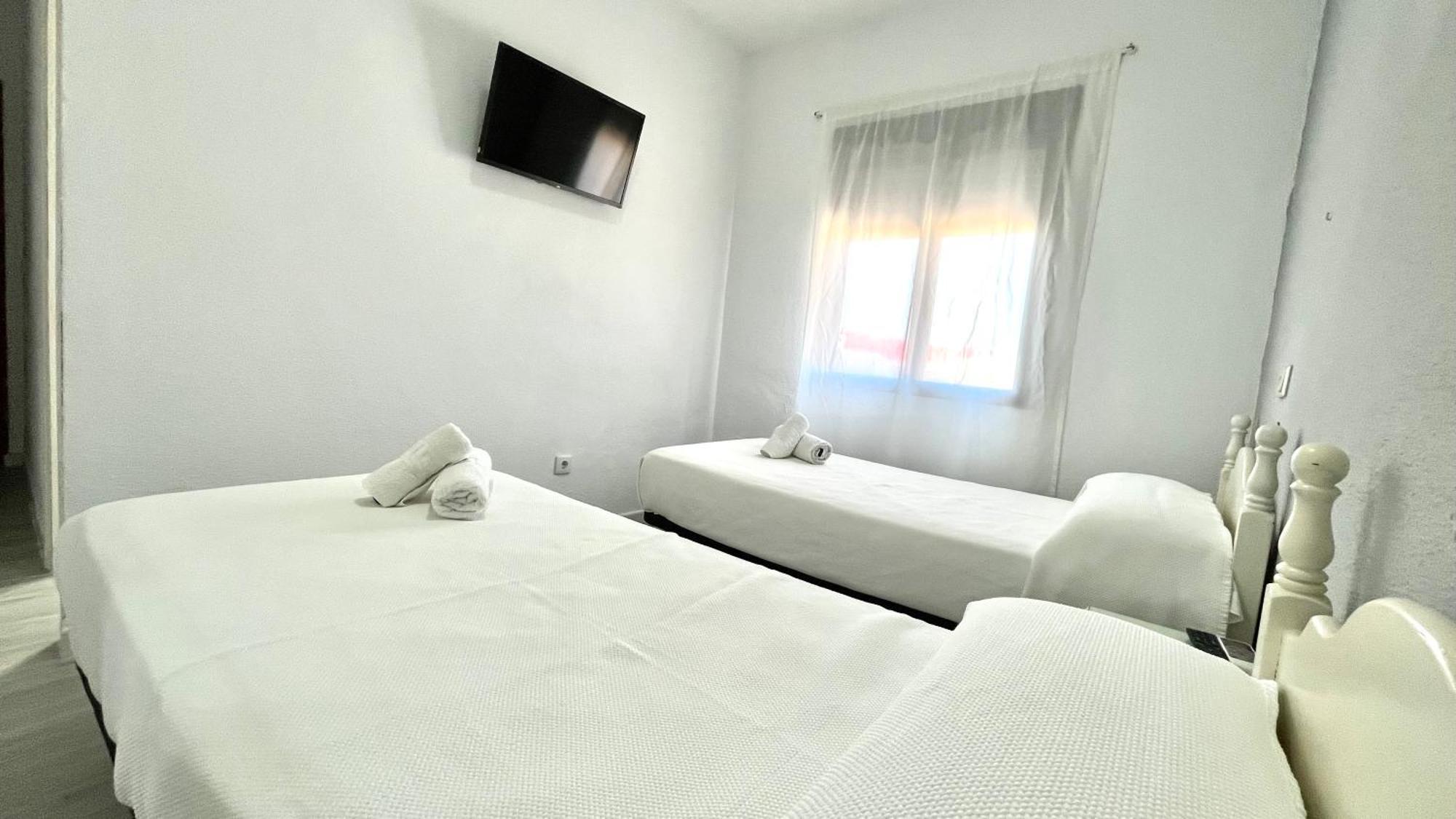 Hostal Carlos III 퀸타나 외부 사진