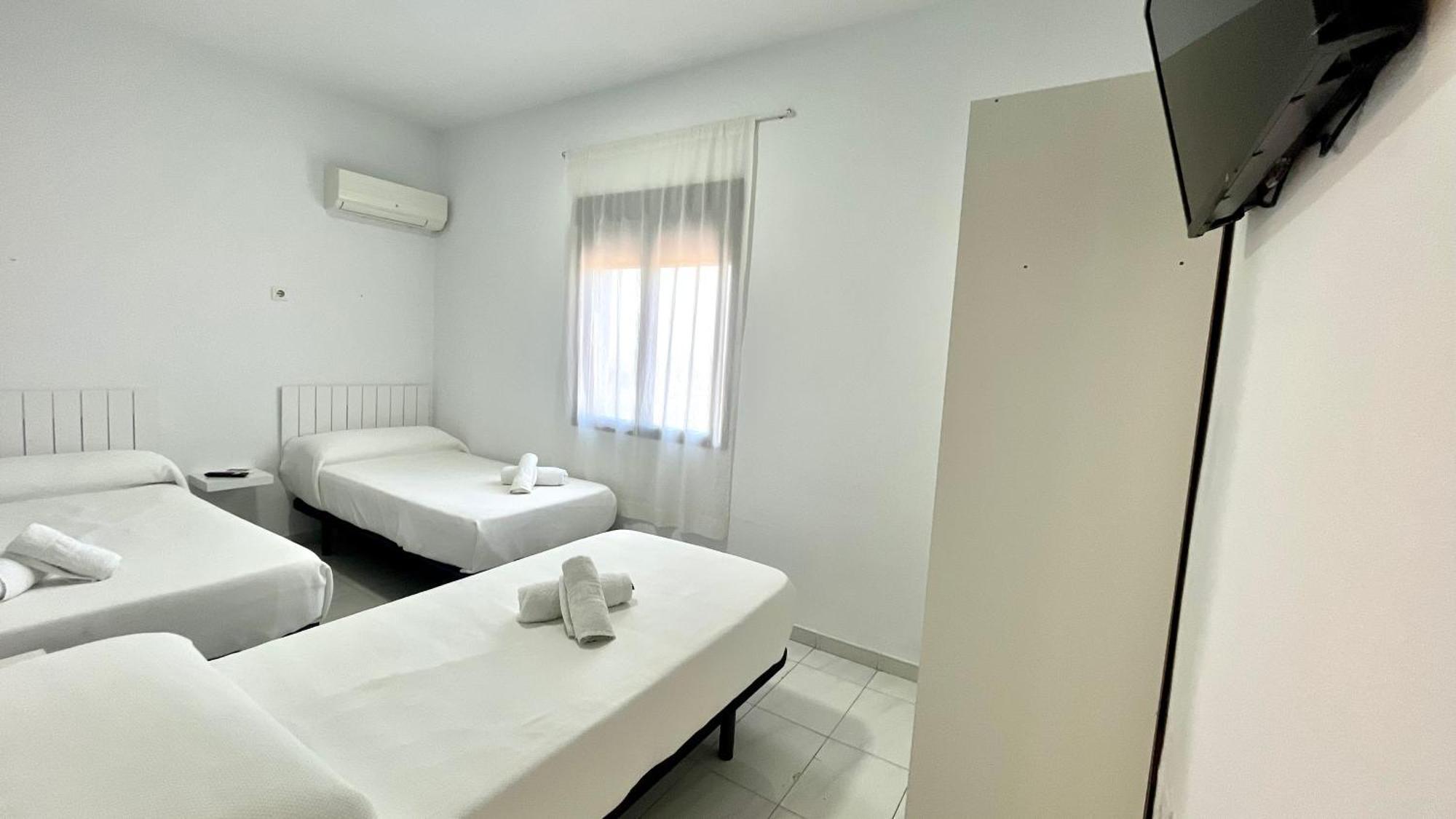 Hostal Carlos III 퀸타나 외부 사진