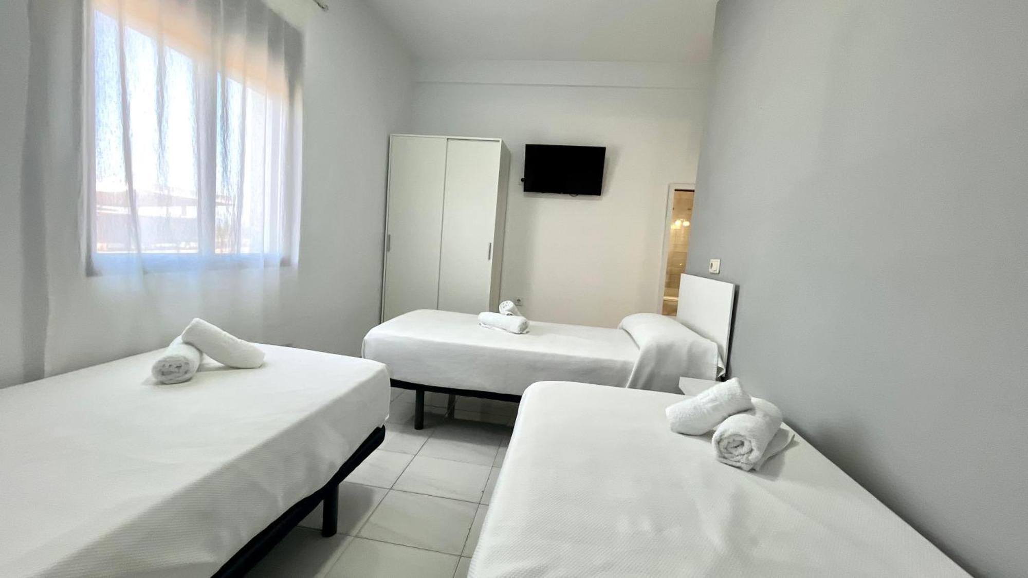 Hostal Carlos III 퀸타나 외부 사진